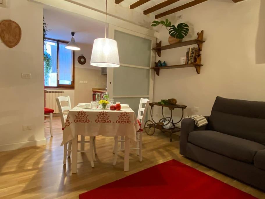 San Lorenzo Apartment In Red Firenze Esterno foto