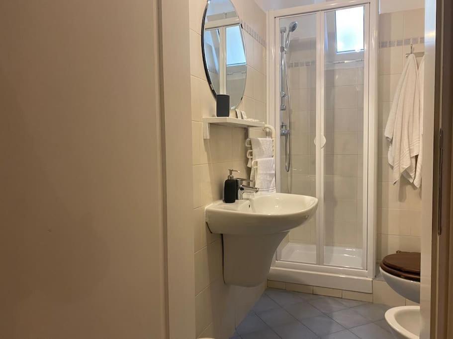 San Lorenzo Apartment In Red Firenze Esterno foto